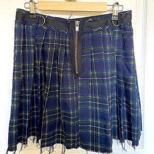 90’s grunge plaid skirt